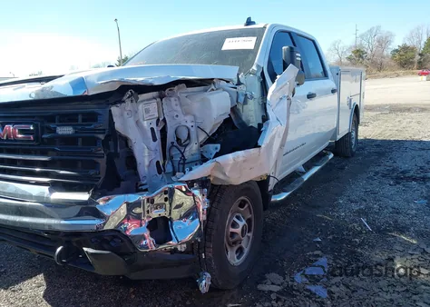 2024 GMC Sierra 2500Hd 4Wd Long Bed Pro from USA, damaged, VIN 1GT19LE7XRF302360